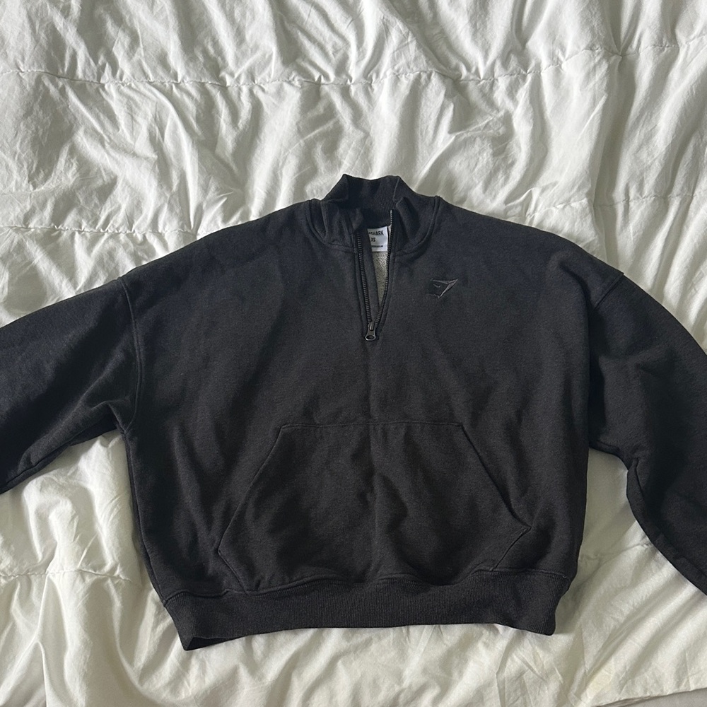Gymshark bundle (XS half zip up sweatshirt, S leggings and gym shorts)